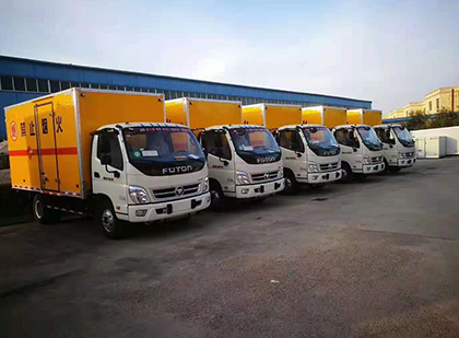 王屋镇爆破器材运输车